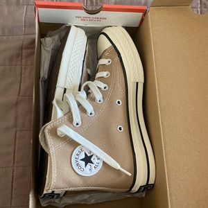 beige/tan high top converse